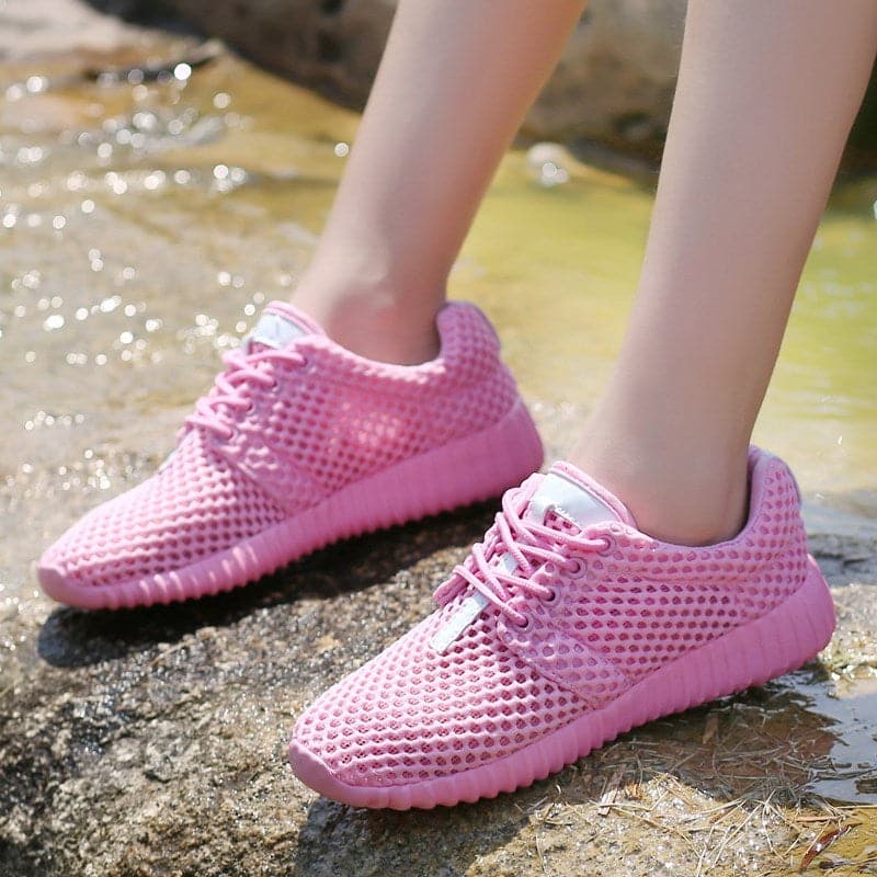Fashionable Lightweight Mesh Sneakers - Koyers