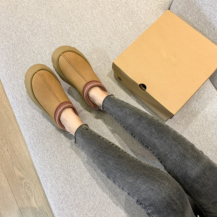 Chelsea Chic Comfy Platform Slippers - Koyers