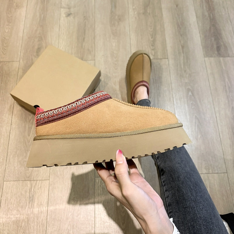 Chelsea Chic Comfy Platform Slippers - Koyers
