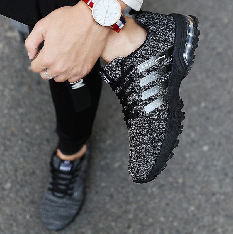 Lightweight Comfortable Sneakers  Men/Women - Koyers