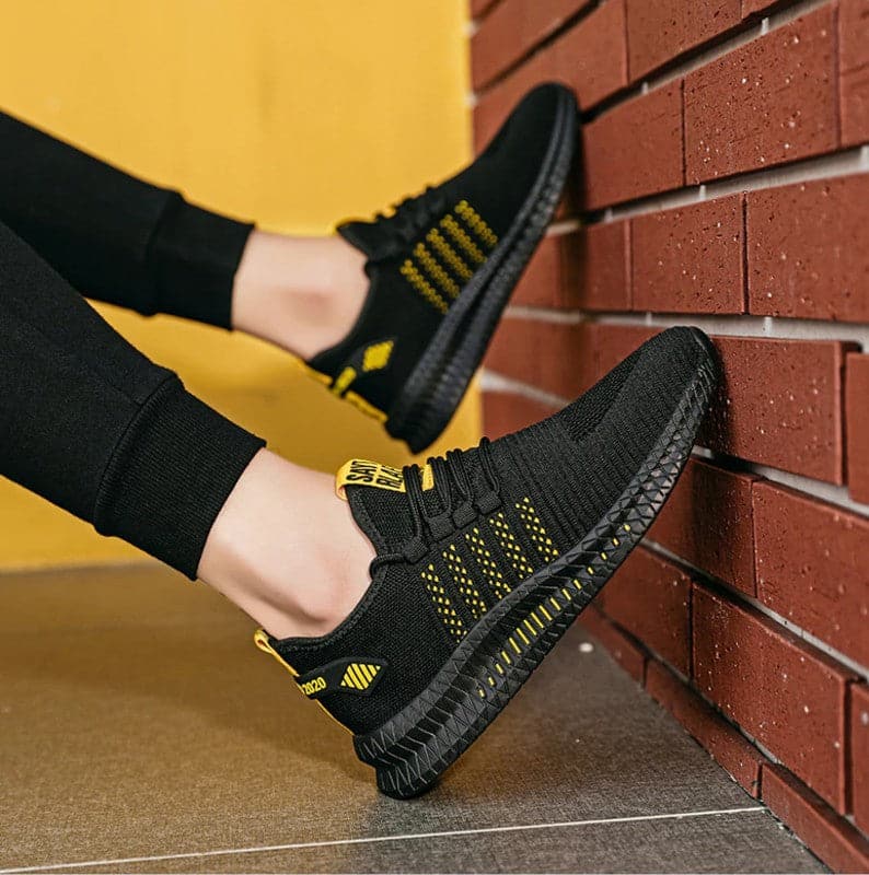 Fashion Sneakers Lightweight Men Walking Shoes - Koyers