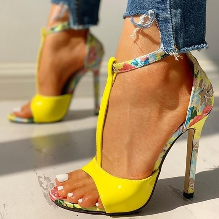 Peep Toe Floral Leatherette Stiletto With Buckle Sandals - Koyers