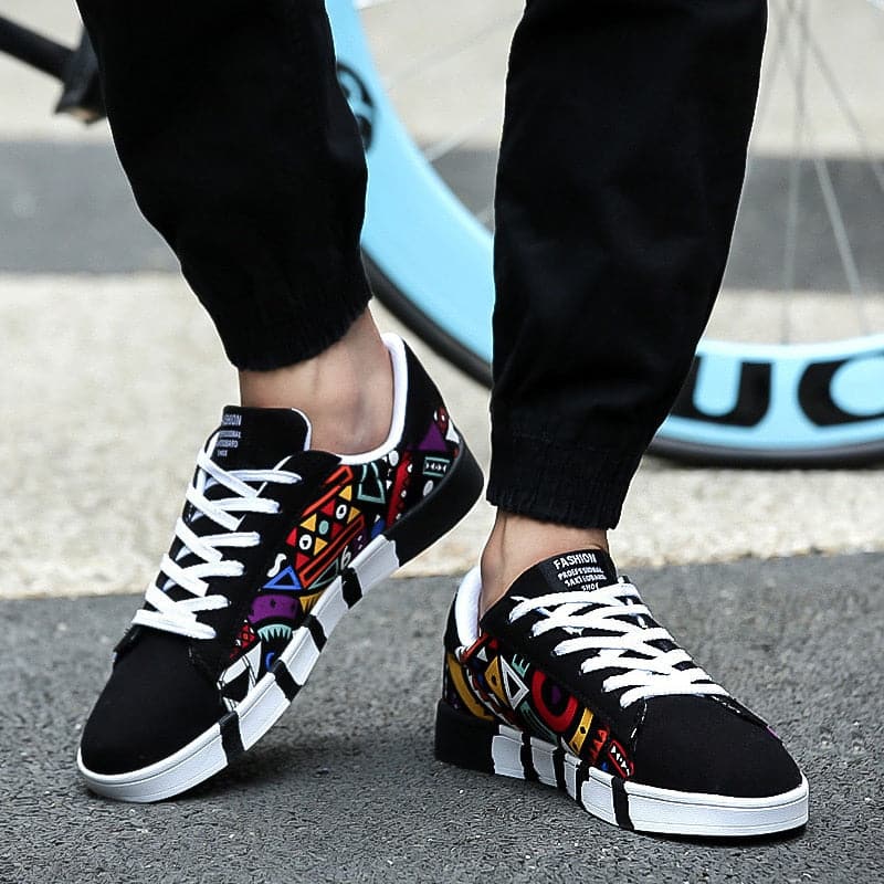 Casual Print Graffiti Canvas Multicolor Men Sneakers - Koyers