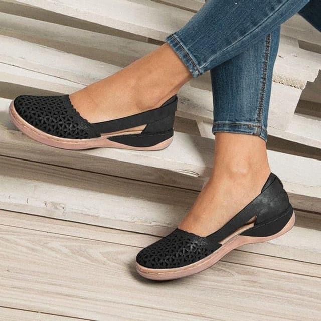 Round Toe Hollow-Out Breathable Flat Sandals - Koyers