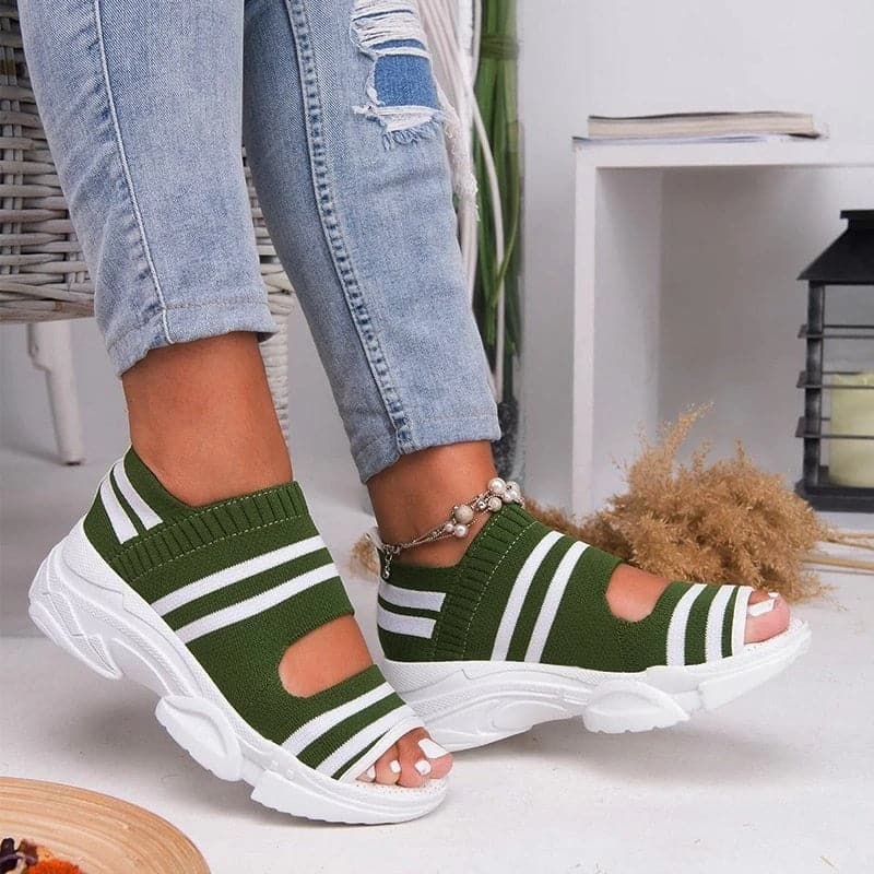 Comfortable Woven Peep-toe Sandals - Koyers